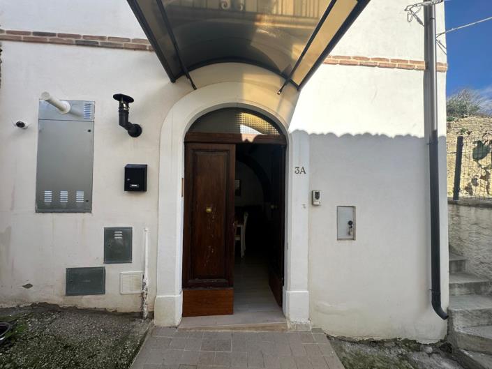 Image No.16-1 Bed Property for sale