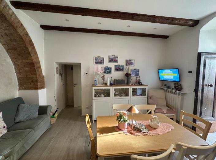 Image No.19-1 Bed Property for sale