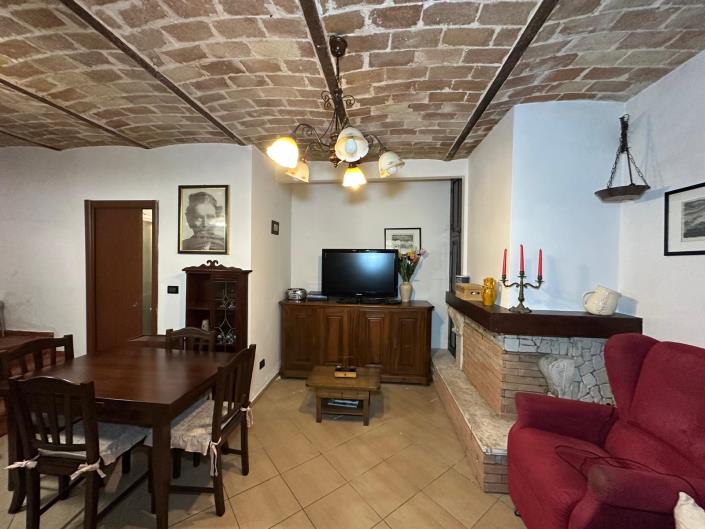 Image No.11-1 Bed Property for sale