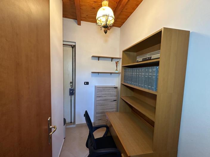 Image No.22-1 Bed Property for sale