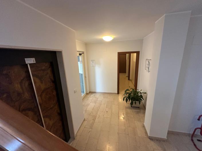 Image No.8-Appartement de 1 chambre à vendre à Pescara