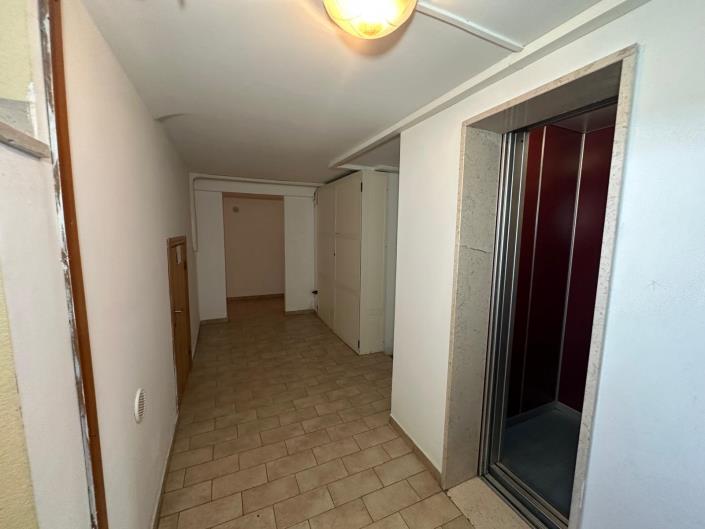 Image No.22-2 Bed Apartment for sale