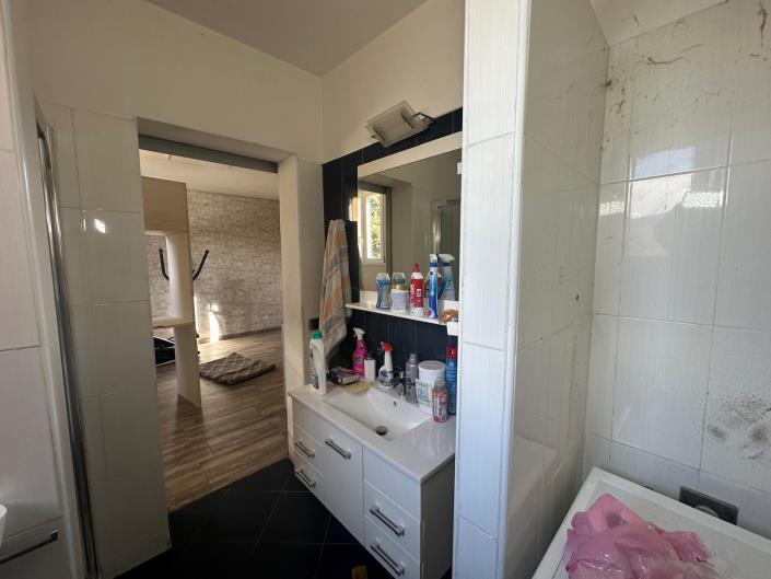 Image No.47-Commercial for sale