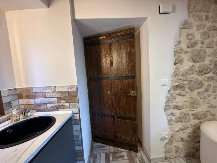 Image No.10-Appartement de 1 chambre à vendre à Abbateggio