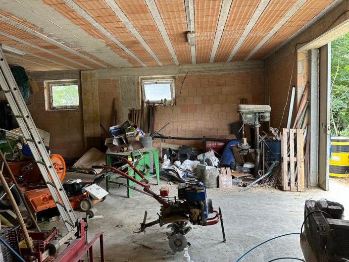 Image No.18-4 Bed Property for sale