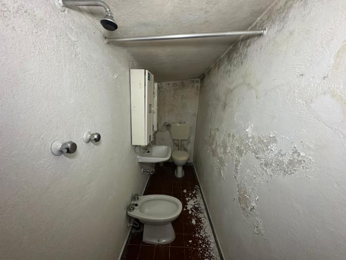 Image No.25-3 Bed House for sale