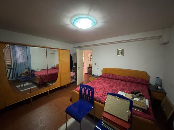 Image No.24-4 Bed Property for sale
