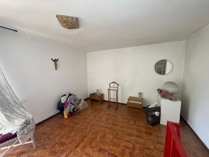 Image No.17-3 Bed Property for sale