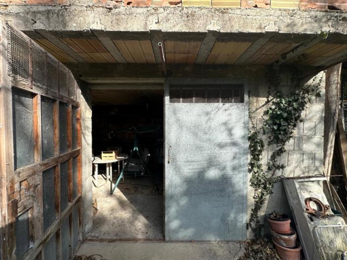 Image No.25-3 Bed Property for sale