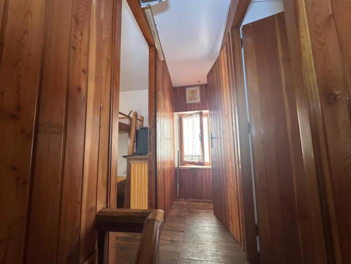Image No.9-2 Bed Property for sale