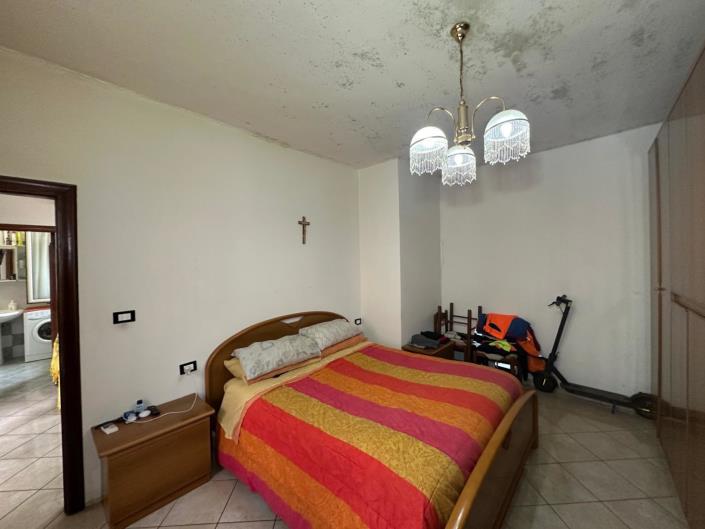 Image No.8-1 Bed Property for sale