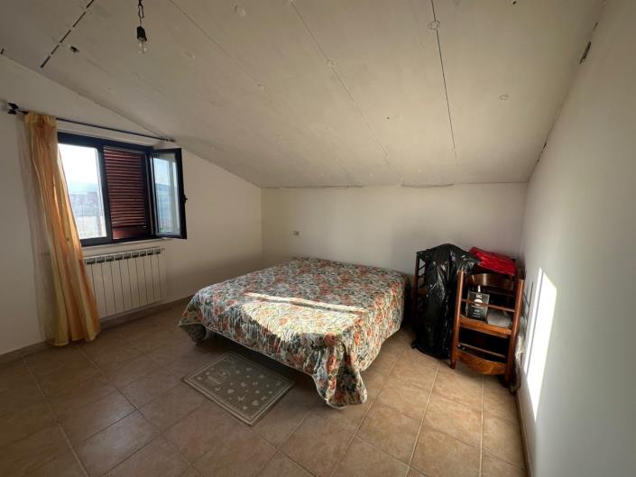 Image No.20-2 Bed Apartment for sale