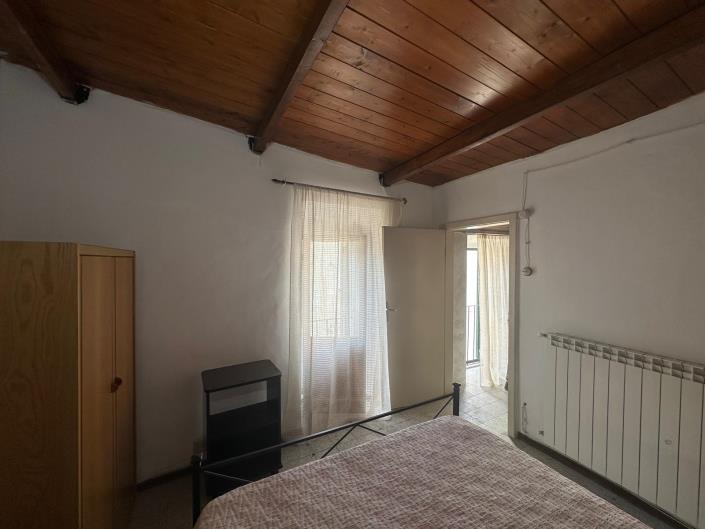 Image No.17-2 Bed Property for sale