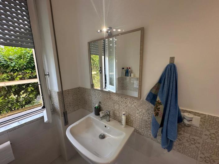 Image No.24-3 Bed Apartment for sale