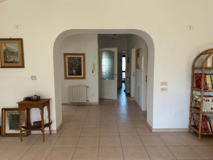 Image No.12-Villa / Détaché de 5 chambres à vendre à Tocco da Casauria