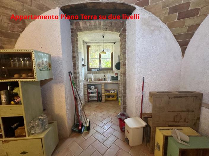 Image No.14-Propriété de 4 chambres à vendre à Atri