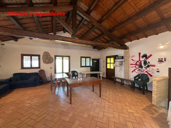 Image No.36-Propriété de 4 chambres à vendre à Atri