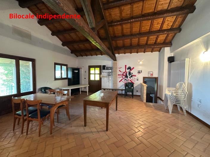 Image No.37-Propriété de 4 chambres à vendre à Atri