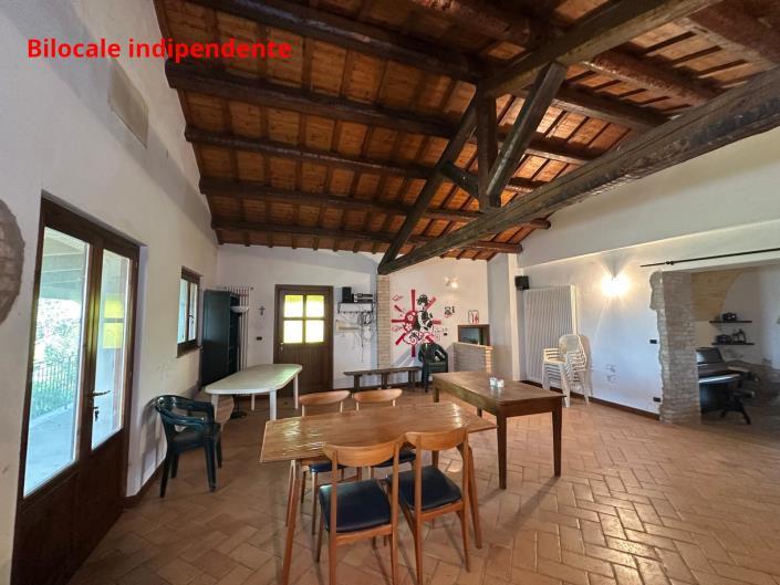 Image No.38-Propriété de 4 chambres à vendre à Atri
