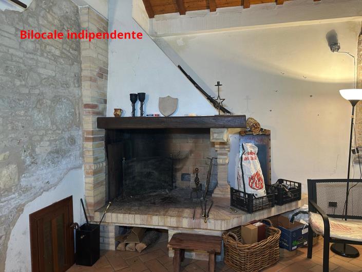 Image No.39-Propriété de 4 chambres à vendre à Atri