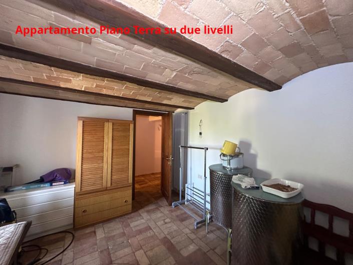 Image No.24-Propriété de 4 chambres à vendre à Atri