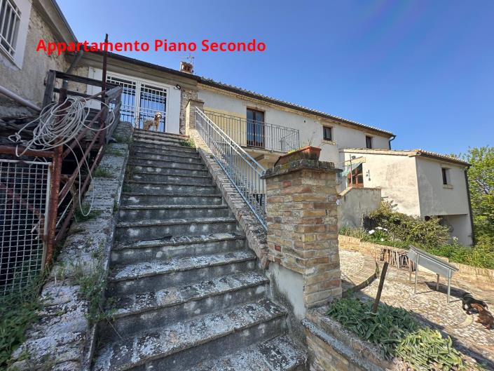 Image No.47-Propriété de 4 chambres à vendre à Atri