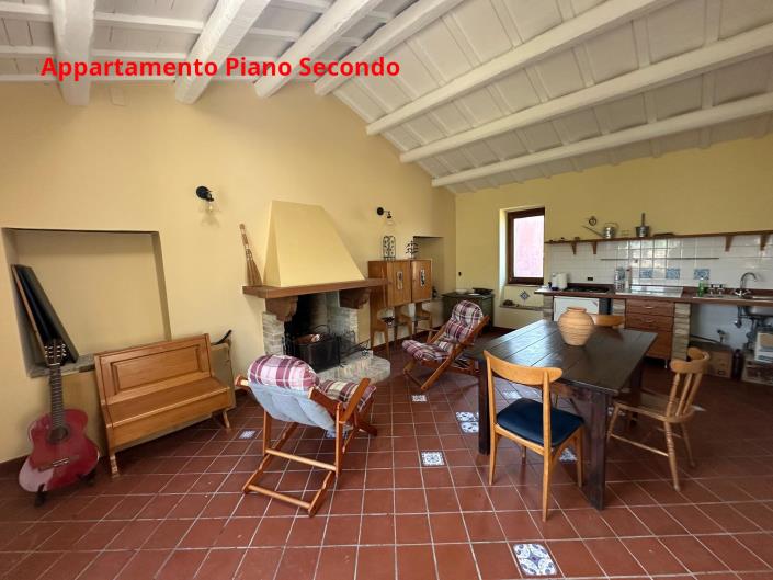 Image No.50-Propriété de 4 chambres à vendre à Atri