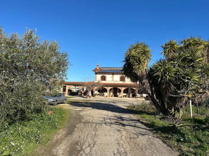 Image No.3-Villa de 5 chambres à vendre à Ortona
