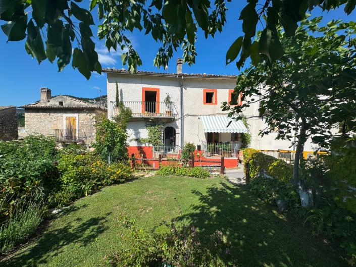 Image No.2-Propriété de 2 chambres à vendre à Caramanico Terme