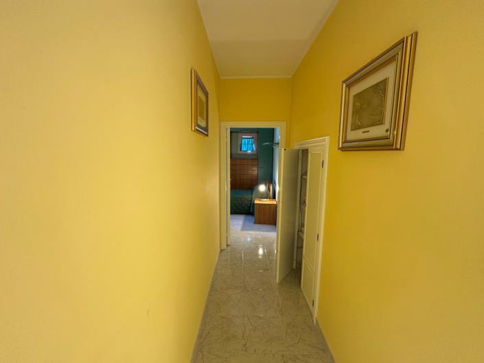 Image No.17-3 Bed Property for sale