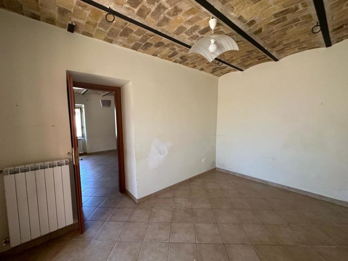 Image No.12-1 Bed Property for sale