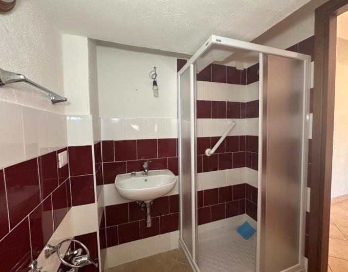 Image No.15-1 Bed Property for sale