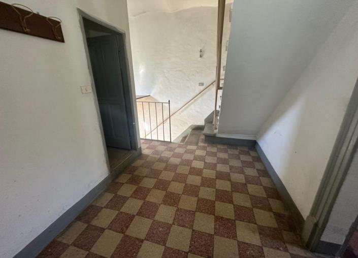 Image No.13-4 Bed Property for sale