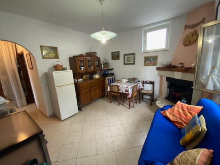 Image No.20-1 Bed Property for sale