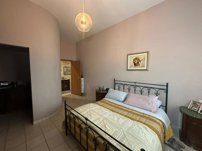 Image No.11-Propriété de 6 chambres à vendre à Montefino