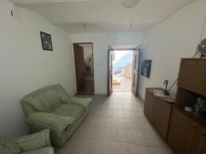 Image No.6-Propriété de 4 chambres à vendre à Caramanico Terme