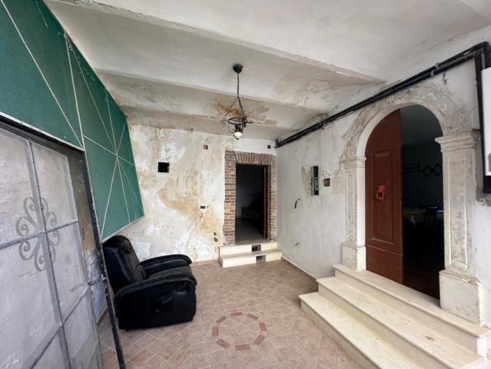 Image No.5-Propriété de 4 chambres à vendre à Caramanico Terme