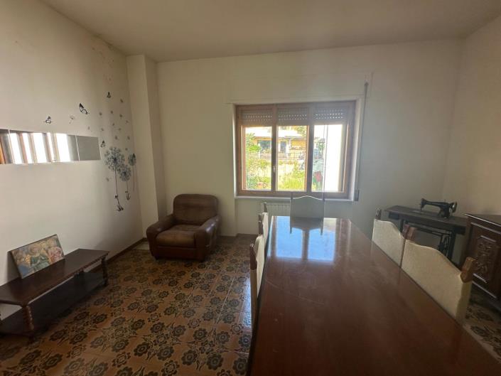 Image No.9-4 Bed House/Villa for sale