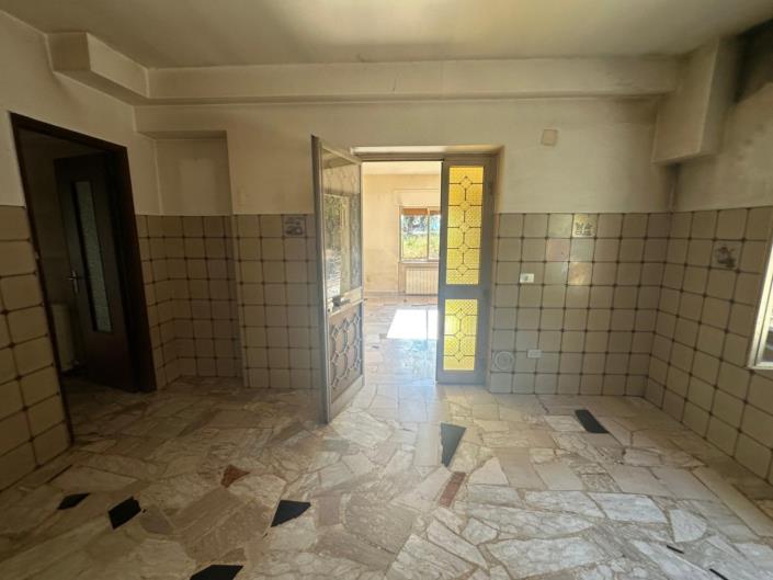 Image No.27-4 Bed House/Villa for sale