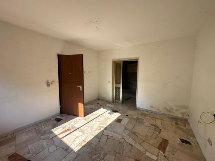Image No.30-4 Bed House/Villa for sale