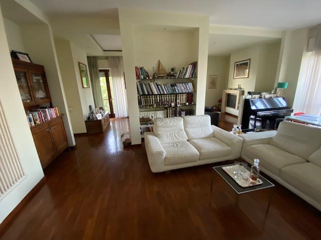 Image No.14-6 Bed House/Villa for sale