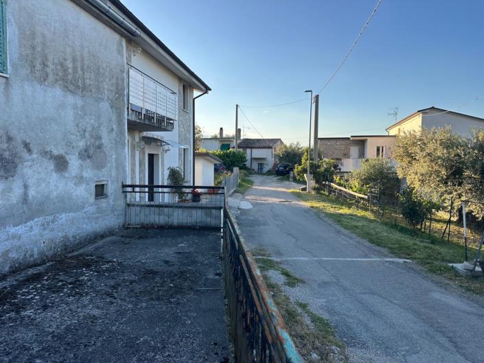 Image No.4-Propriété de 1 chambre à vendre à Scafa