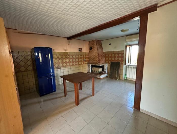 Image No.8-Propriété de 1 chambre à vendre à Scafa