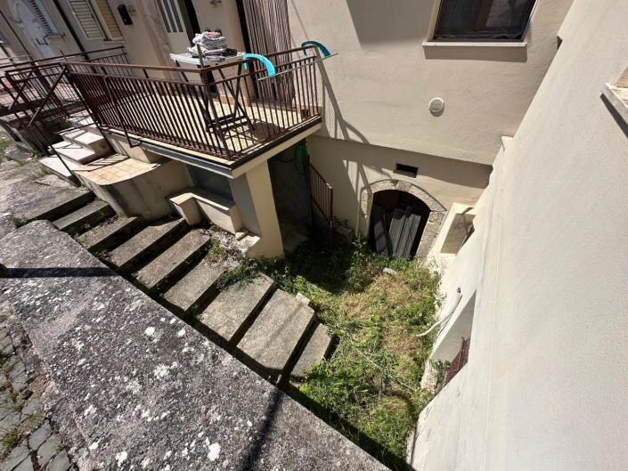 Image No.34-4 Bed Property for sale
