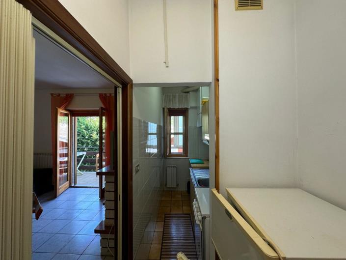 Image No.13-Appartement de 2 chambres à vendre à Caramanico Terme