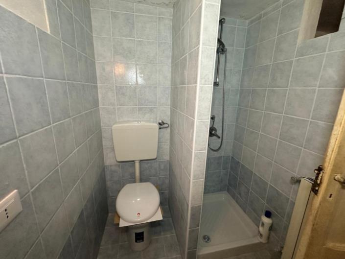 Image No.30-3 Bed Property for sale