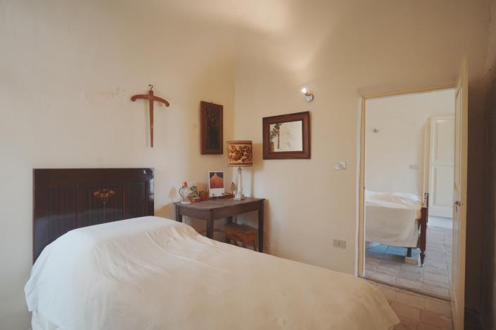 Image No.35-3 Bed Property for sale