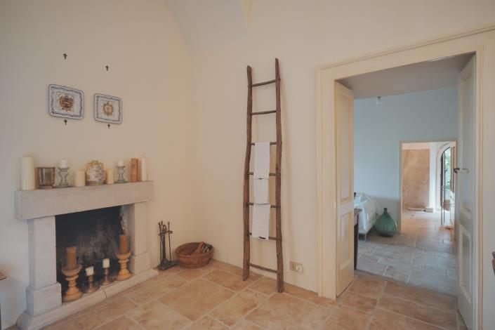 Image No.17-3 Bed Property for sale