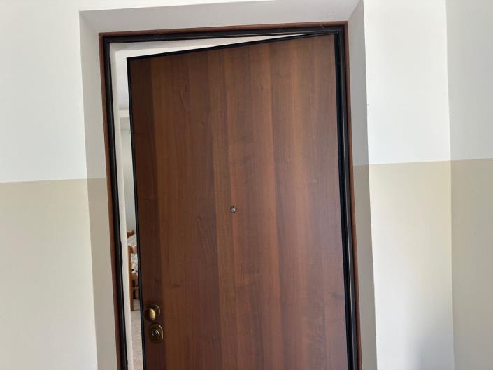 Image No.27-2 Bed Property for sale