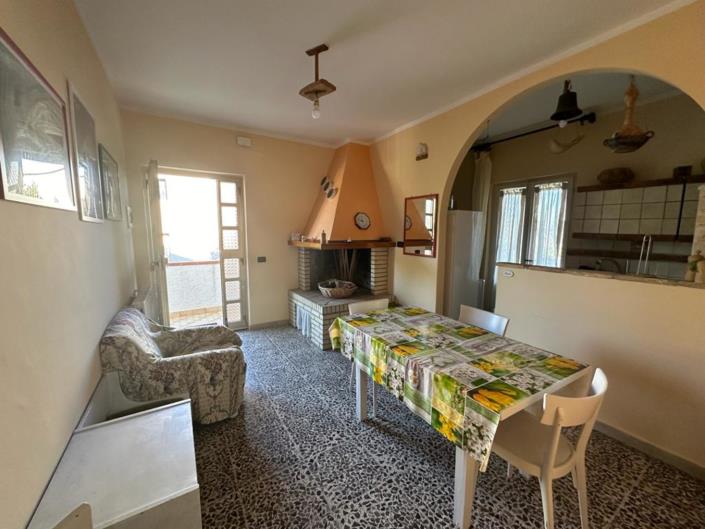 Image No.21-14 Bed Property for sale